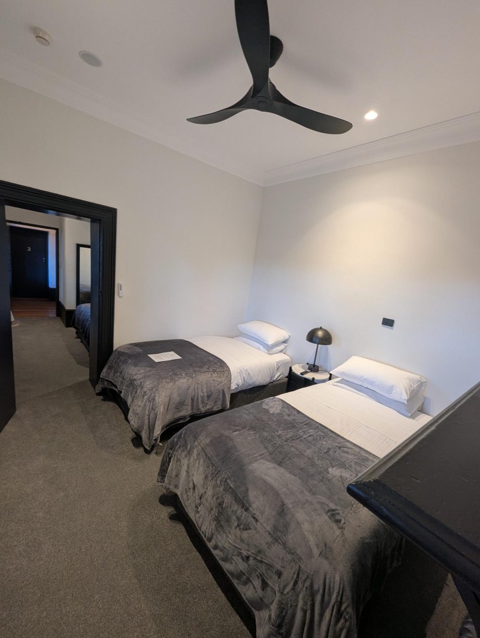 Queen room 3
