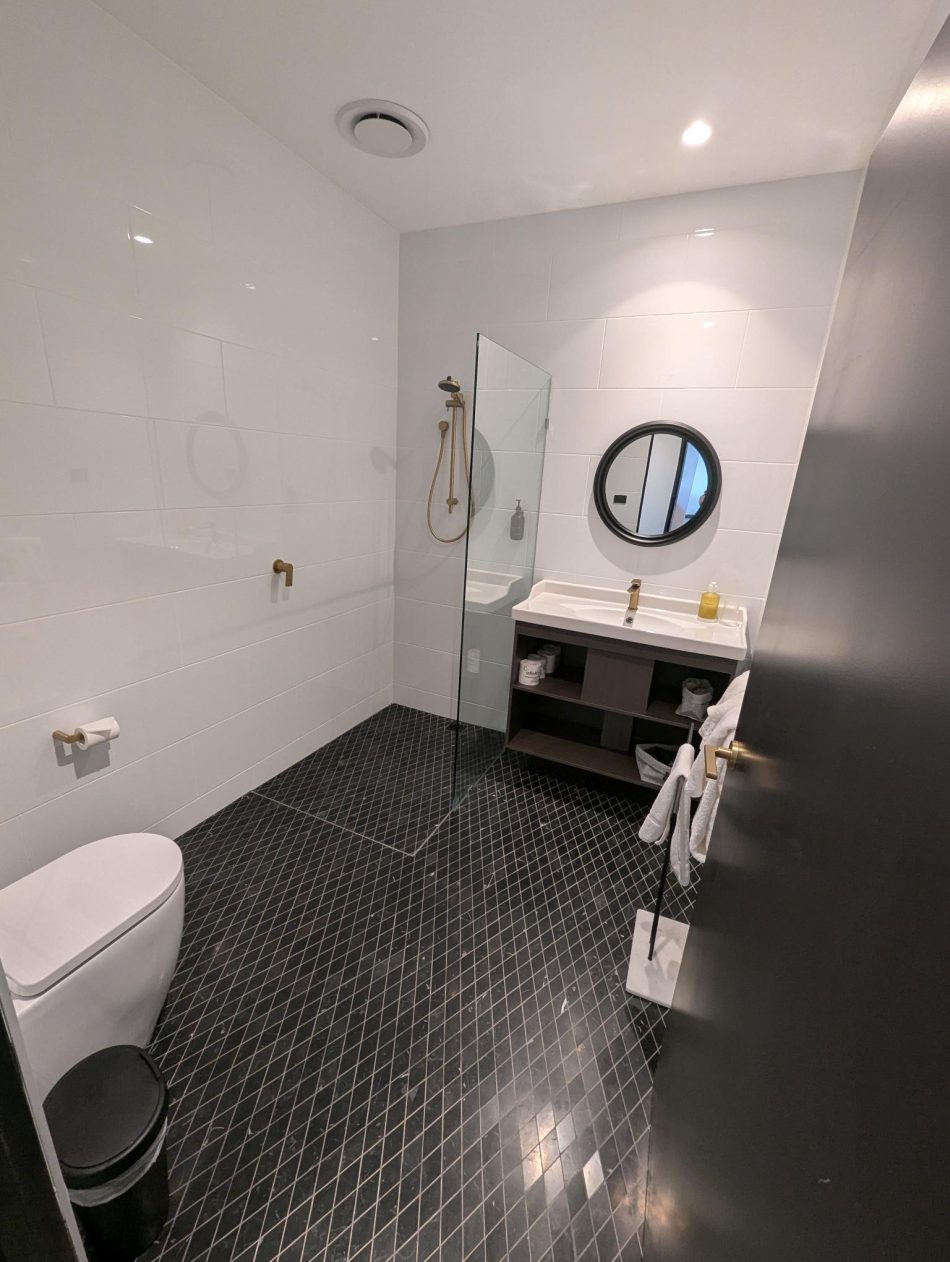 2 bedroom suite 6
