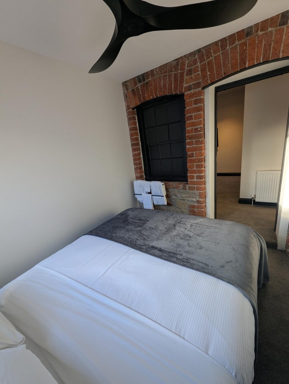 2 bedroom suite 6